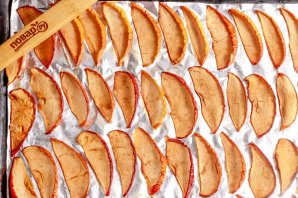 Сушеные яблоки в духовке - фото шаг 6