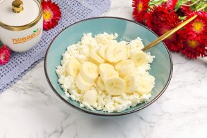 Творожная запеканка без яиц - фото шаг 3