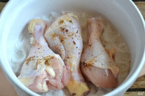 Курица на соли в духовке - фото шаг 3