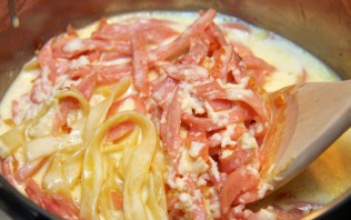 Спагетти с ветчиной - фото шаг 5