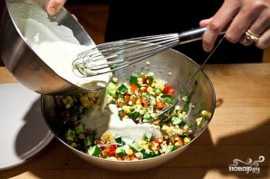 Салат из сладкой кукурузы - фото шаг 9