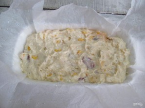 Закусочный кекс с кукурузой, колбасой и пармезаном - фото шаг 5