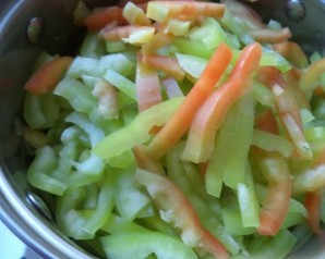 Икра кабачковая с овощами - фото шаг 3