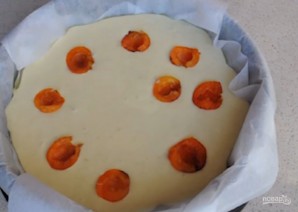 Заливной абрикосовый пирог - фото шаг 3