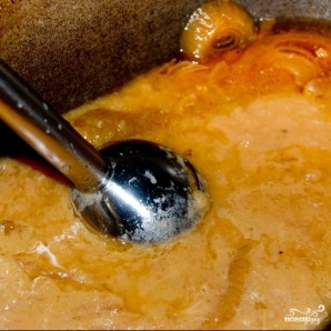 Телятина в чесночном соусе - фото шаг 10