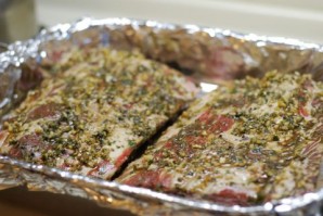 Мясо кусочками в фольге в духовке - фото шаг 2