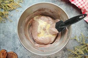 Шоколадный бисквит на белках - фото шаг 5