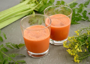 Сок из сельдерея и моркови - фото шаг 5