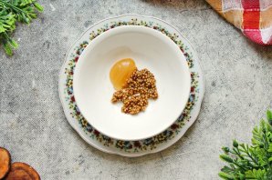 Новогодний салат с креветками - фото шаг 8