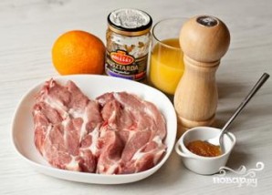 Стейк из свинины с апельсиново-горчичным соусом - фото шаг 1