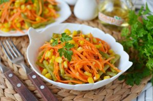 Вкусный салат с корейской морковкой - фото шаг 8