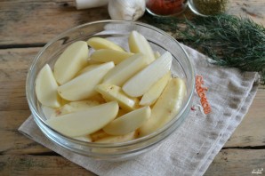 Картофель по-деревенски в духовке - фото шаг 2