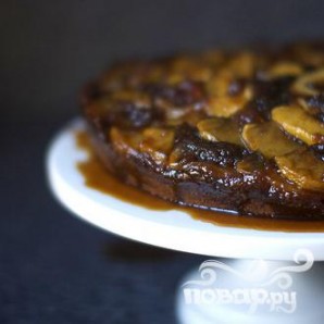 Перевернутый яблочный пирог с медом и имбирем - фото шаг 4
