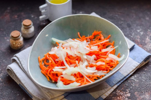 Постный салат с фасолью и корейской морковью - фото шаг 3