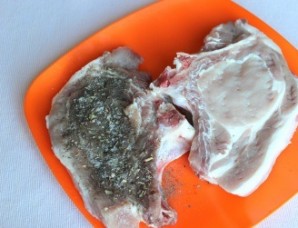 Антрекот из свинины в духовке - фото шаг 1