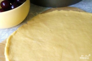 Пирог с вишней и сметаной - фото шаг 1