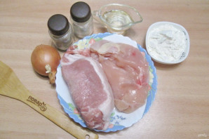 Пельмени из свинины и курицы - фото шаг 1