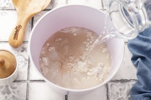 Блины дрожжевые на воде - фото шаг 3