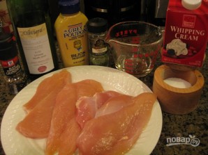 Курица в сливочном соусе на сковороде - фото шаг 1