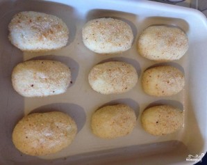 Картофельные зразы с фаршем в духовке - фото шаг 7