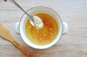 Грибной суп с плавленым сыром и сливками - фото шаг 4