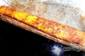 Морковный рулет с сырной начинкой - фото шаг 9
