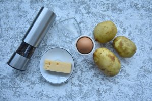 Картофельные корзиночки с селедочным кремом - фото шаг 1