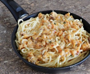 Спагетти в тыквенном соусе с беконом - фото шаг 9