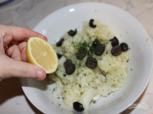 Салат из цветной капусты с маслинами - фото шаг 3