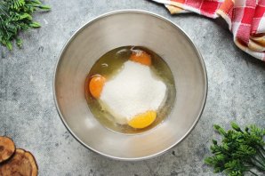 Шарлотка с щавелем - фото шаг 7