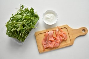 Белая пицца с лососем - фото шаг 9