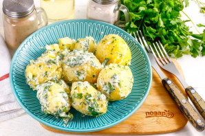 Картофель со сметаной и зеленью - фото шаг 6