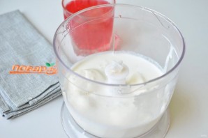 Молочный коктейль "Мозайка" - фото шаг 2