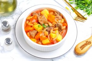 Мясо с консервированной фасолью - фото шаг 8