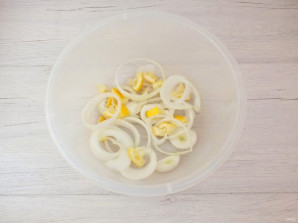 Шашлык из свинины на минералке с лимоном - фото шаг 4