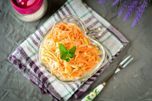 Салат из моркови и яблока со сметаной - фото шаг 6