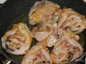 Курица с беконом и грибами - фото шаг 1