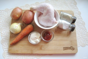 Картошка с курицей по-деревенски в духовке - фото шаг 1