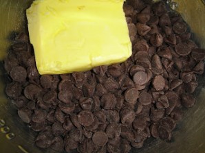 Брауни с черным шоколадом - фото шаг 2
