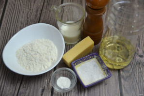 Сырные оладьи на молоке - фото шаг 1