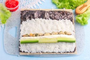 Роллы с мидиями - фото шаг 5