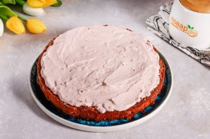 Бисквитный торт с шоколадным кремом и вишней - фото шаг 6