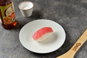Суши «Магуро» - фото шаг 8