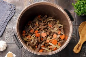 Азу по-татарски в мультиварке - фото шаг 5