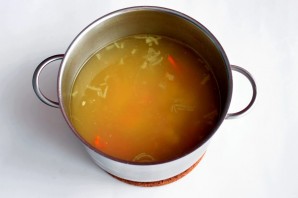 Суп с вермишелью и яйцом - фото шаг 1