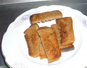 Жареные бутерброды со шпротами - фото шаг 2