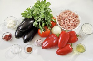 Баклажаны с мясом и овощами - фото шаг 1