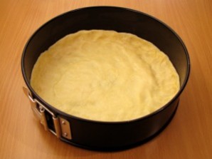 Пирог с луком и сыром - фото шаг 7