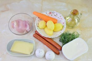 Сырный суп с копченостями - фото шаг 1