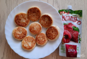 Сырники с джемом "МахеевЪ" из России - фото шаг 2